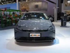 2026 Toyota Corolla 2.0L Edición Elite – vista frontal