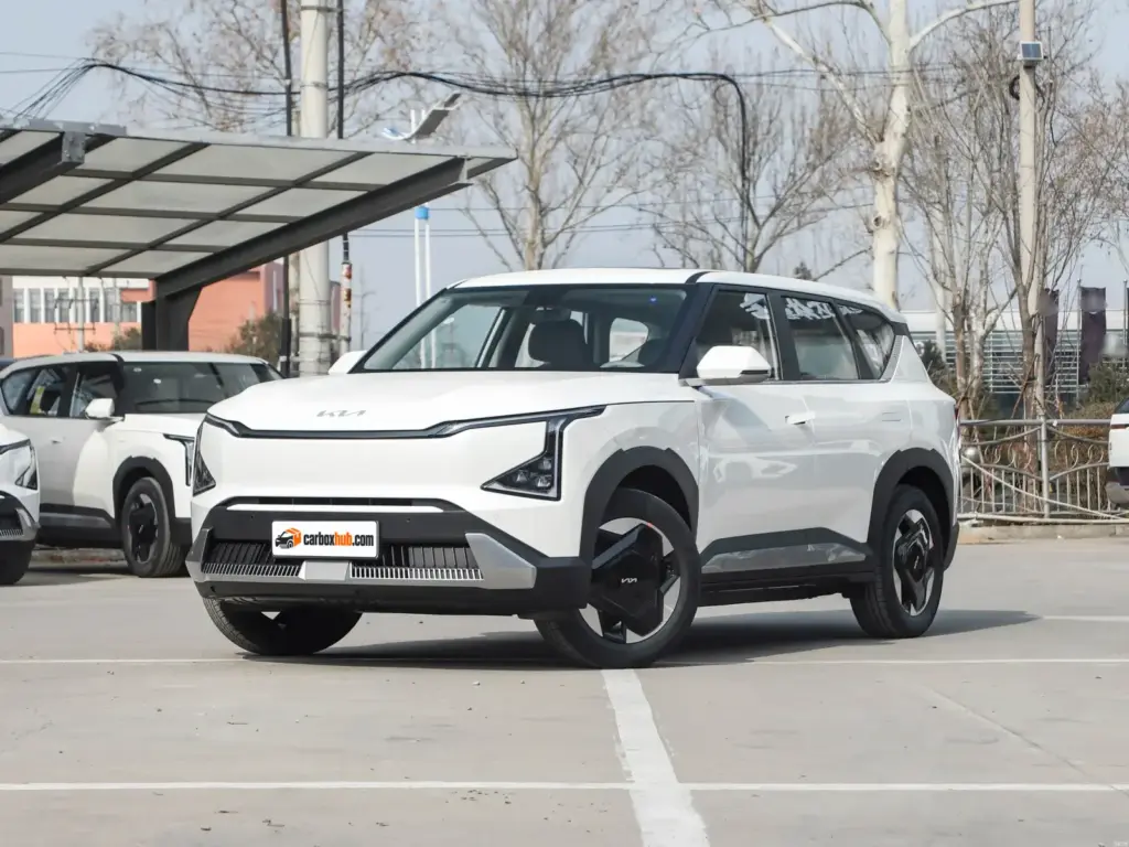 2025 Kia EV5 720 Air – vista frontal de tres cuartos