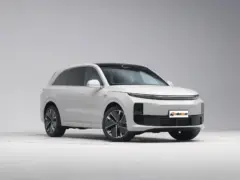 2025 Li Auto L6 Max – vista frontal de tres cuartos, lado del conductor