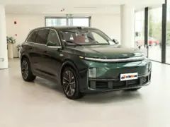 2025 Li Auto L7 Max – vista frontal de tres cuartos, lado del conductor