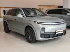 2025 Li Auto L7 Pro – vista frontal de tres cuartos, lado del conductor
