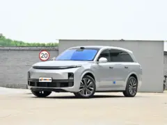 2025 Li Auto L8 Max – vista frontal de tres cuartos